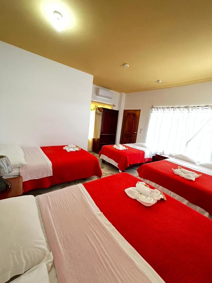 Hostal Brisas Del Mar Puerto Villamil Exteriör bild